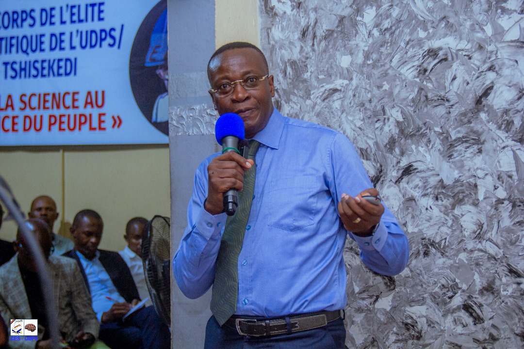 Talk during the debate conference
